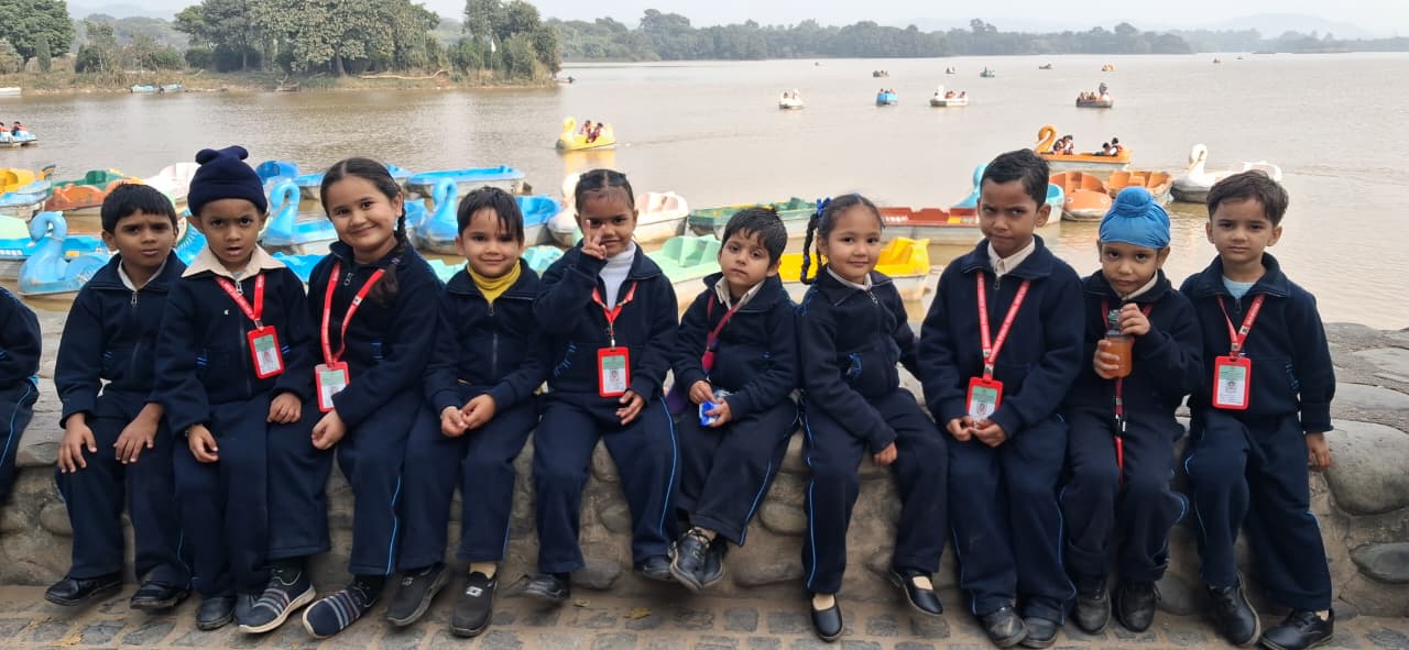 Educational Tour of Kingergarden